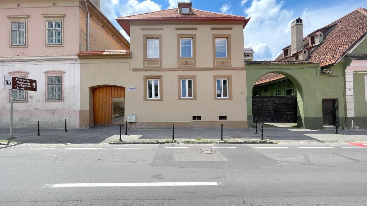 Well Prettyplaces Apartment 001 Brasov Exterior photo